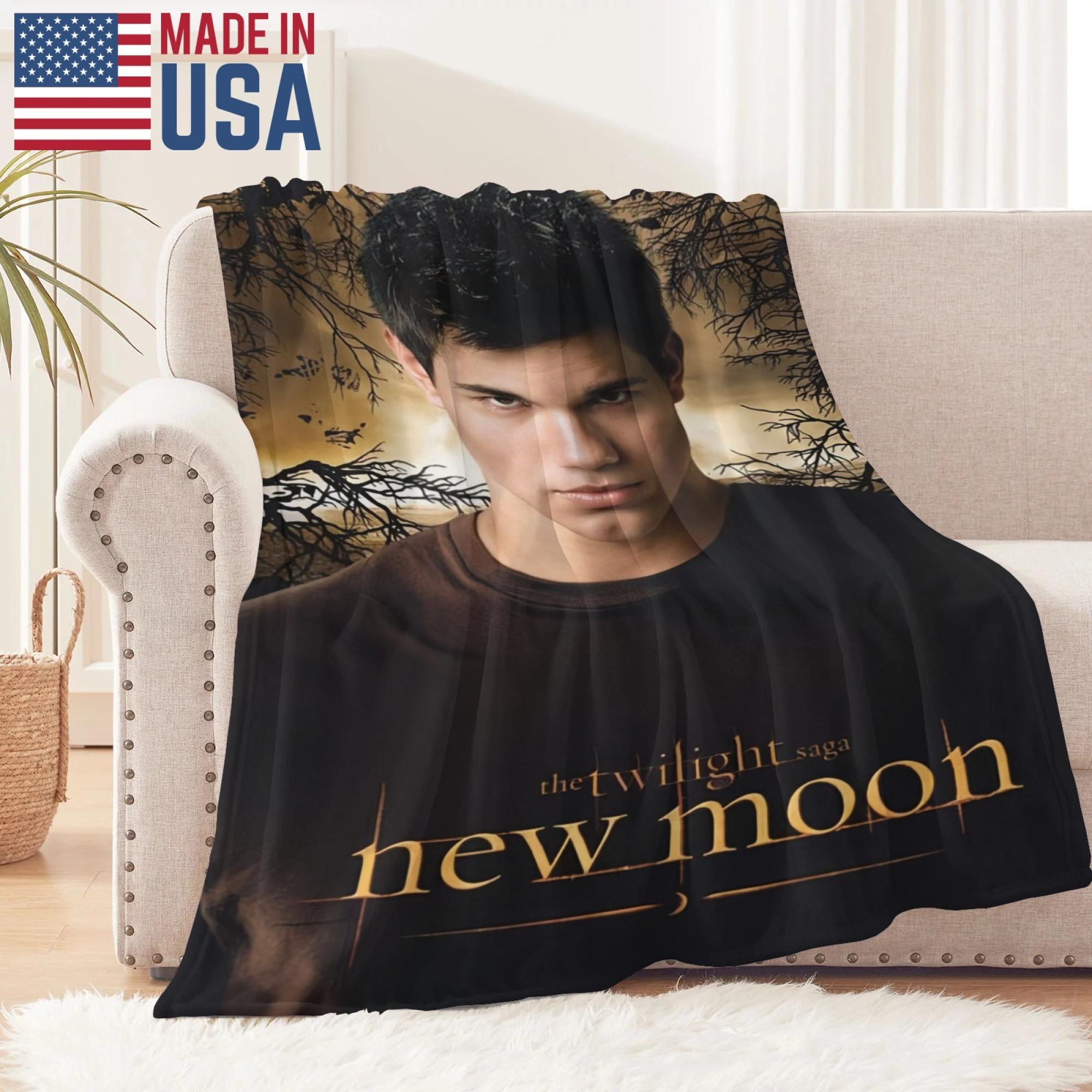 Viral Twilight New Moon Blanket - Ultra-Plush Throw With Jacob Black Poster Art30x40 40x50 50x60 60x80inch Viral Twilight New Moon Blanket - Ultra-Plush Throw With Jacob Black Poster Art30x40 40x50 50x60 60x80inch