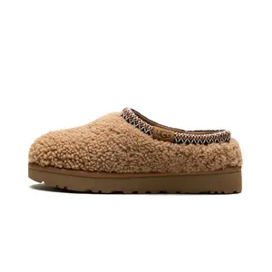 Tasman Maxi Curly Slipper WMNS "Chestnut" 1158356 CHE