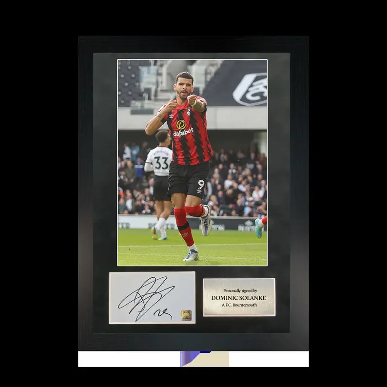Dominic Solanke Poster (PRODUCT DOES NOT INCLUDE FRAME)
