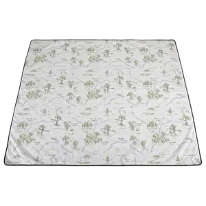 Oniva Winnie the Pooh Impresa Picnic Blanket