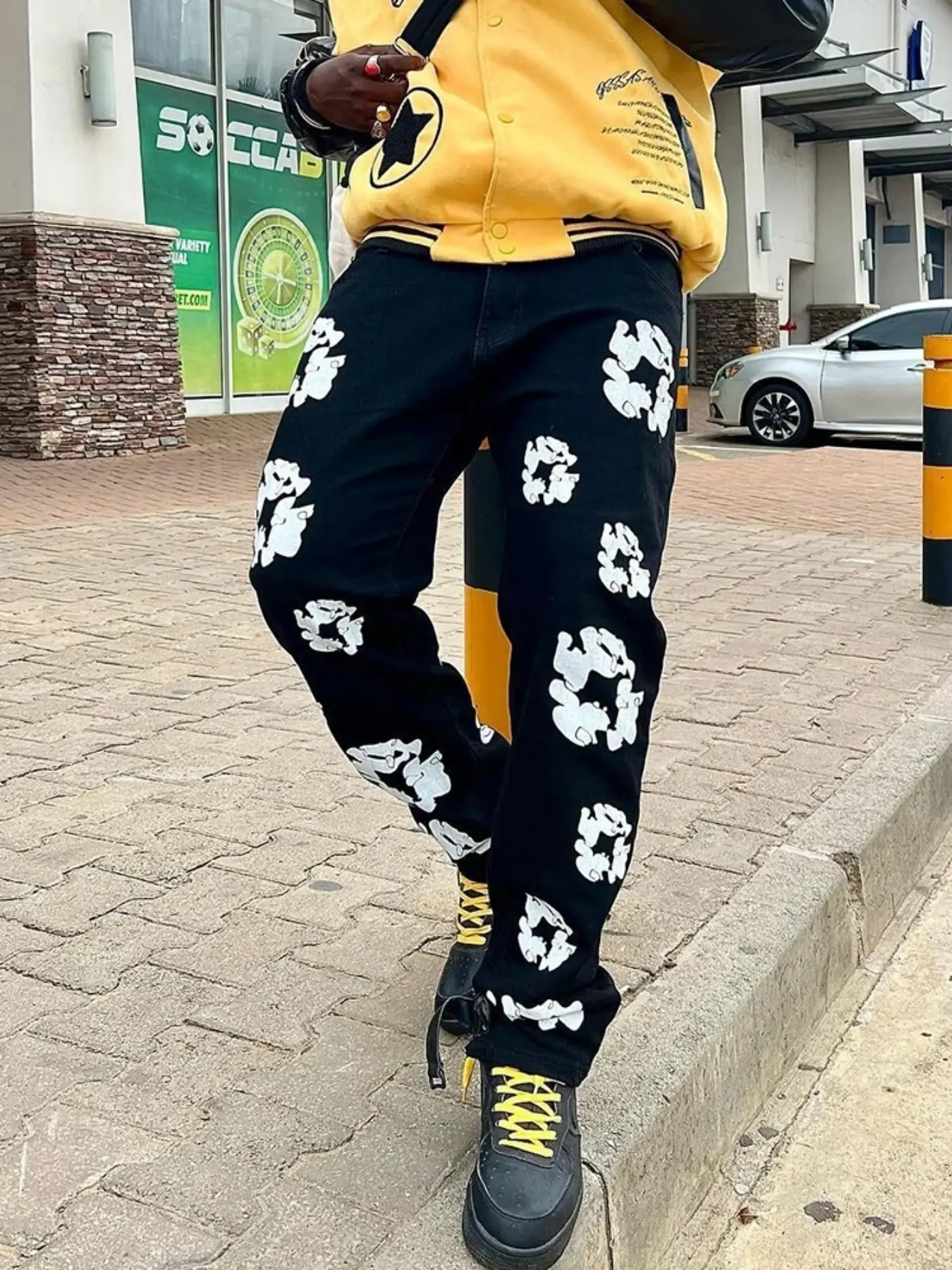 Street Fashion Jeans, Y2K Trendy Printed Denim Jeans, Floral Print, Light Wash, Loose-Fit, Natural Waist, Zipper Fly, All Seasons