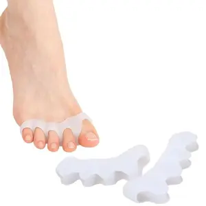 Silicone Toe Separator, Foot Care Tool for Men and Women, Reusable Washable Toe Spacer, Unisex Foot Health Accessory