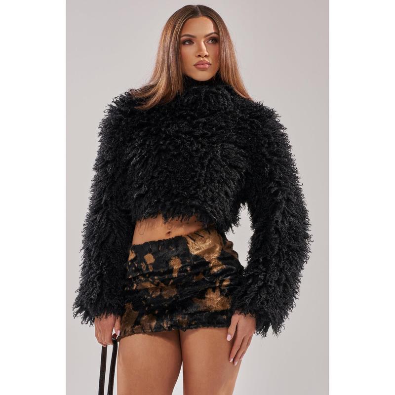 COOL GIRL ALERT FUR TOP - TikTok Shop