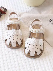 Girls' Pearl Flower Toe Cover Sandals, Sweet Princess Style, Adjustable Velcro Strap, Breathable PU Leather, Non-Slip Rubber Sole, Flat Fashionable Slide Sandals