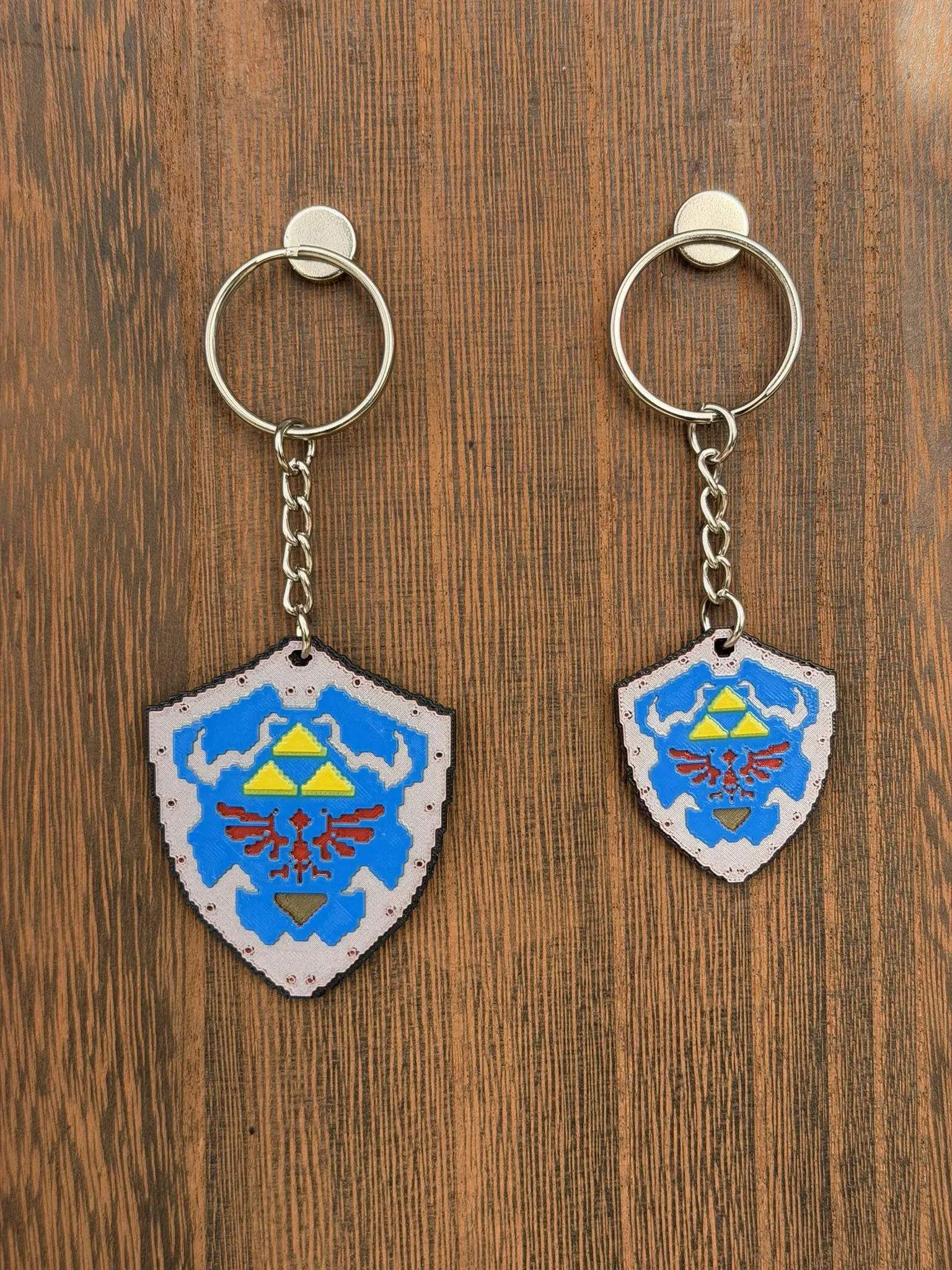 LyghtForge Creations Hyrule Shield Pixel Art Keychain Retro Zelda Ocarina of Time Design 3D-Printed PLA+ Handmade for Gamers Collectors