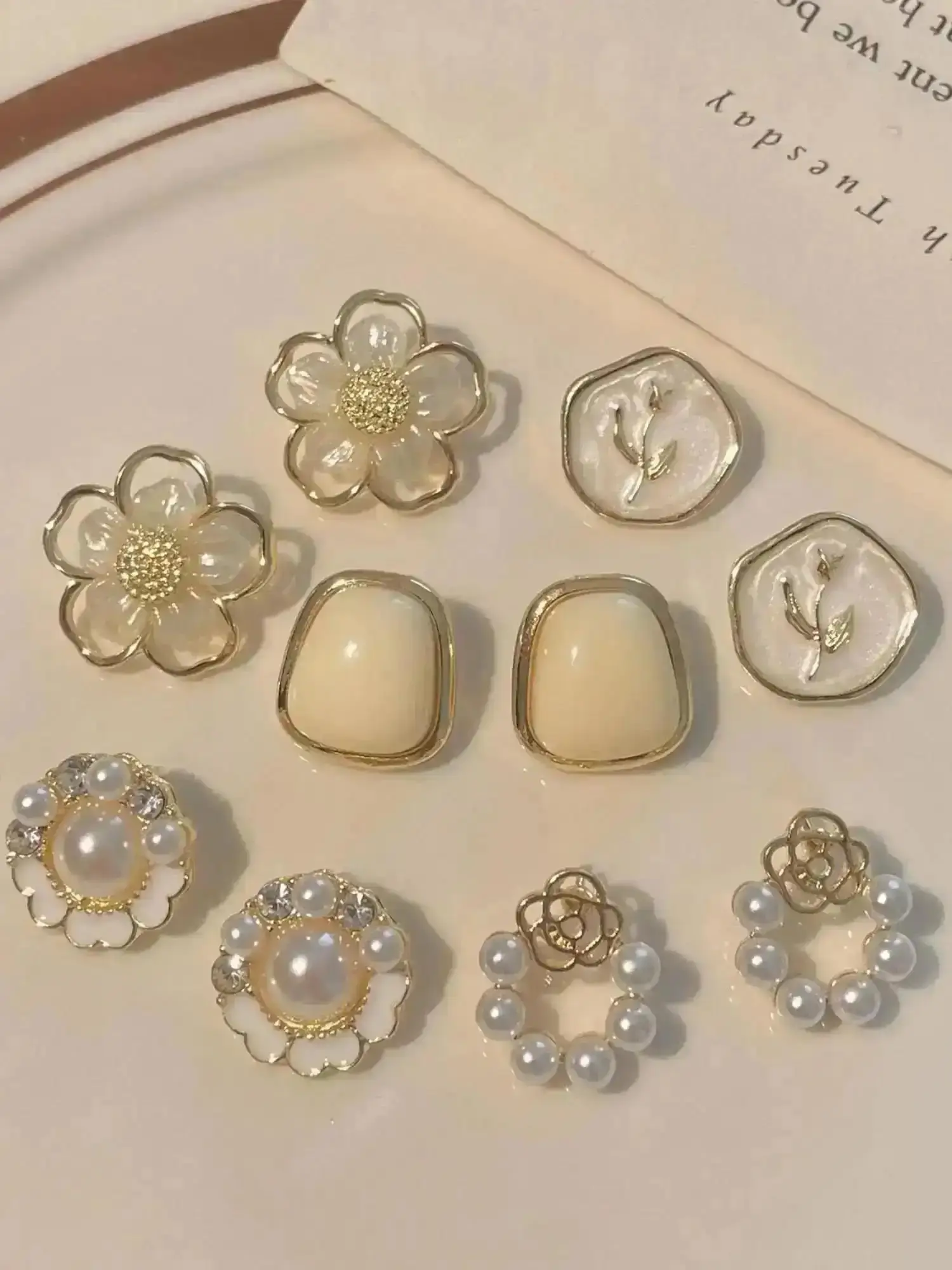 2026 New Model Faux Pearl Flower Decorated Stud Earrings, Elegant Jewelry for Women, Trendy All-match Exquisite Birthday Gift Timeless Stylish Anniversary Band Artistic Engagement Stunning Glamorous Chic Comfort