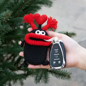 Cute Plush Car Key Pouch, Funny Cartoon Keychain Holder for Car Keys, Soft Key Fob Cover Bag with Clip, Unique Car Accessories Gift for Women Men