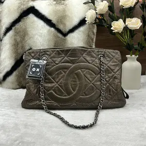 Pre-owned CHANEL GST Tote Bag in Special Glitter Caviar Leather 866