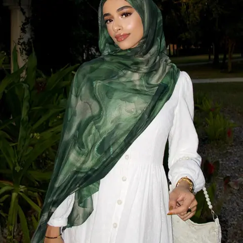 Women's Stylish Polyester Watercolor Scarf 80x180cm, Elegant Muslim Headscarf Hijab for Versatile Fashion & Modesty