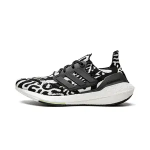 Ultraboost 22 "Zebra" GX6300