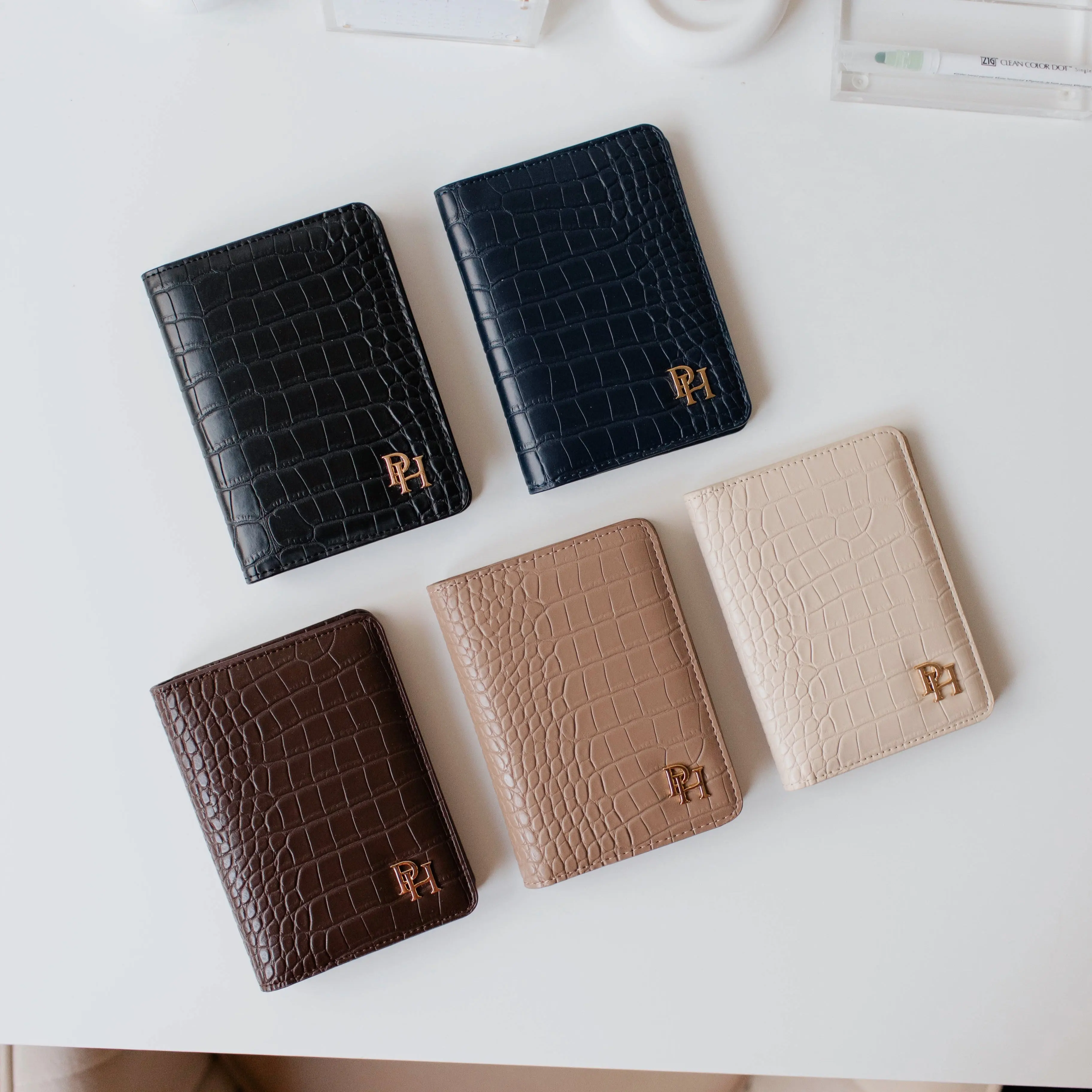 Skye Passport Cover