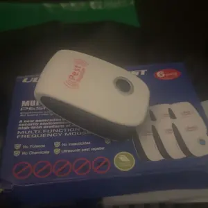 6 Packs Ultrasonic Pest Control Repeller, Electronic Pest Repellent Plug in Indoor for Insect Roaches Spider Ant Bug Mosquito Mouse Repellent for House Kitchen Garage Warehouse