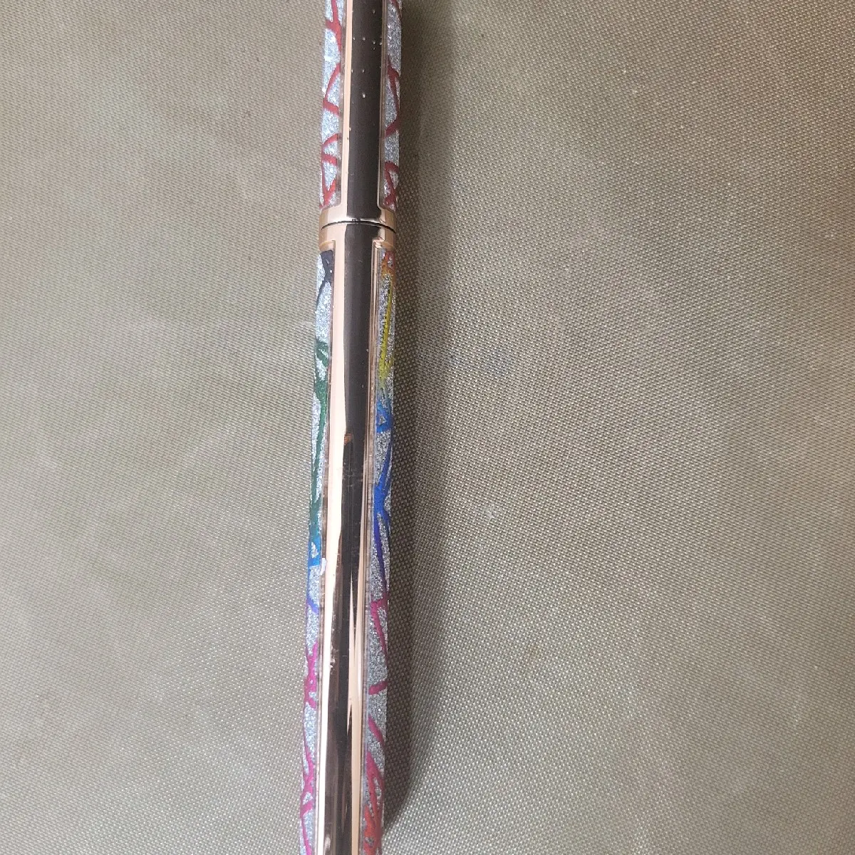 Magnetic eyeliner