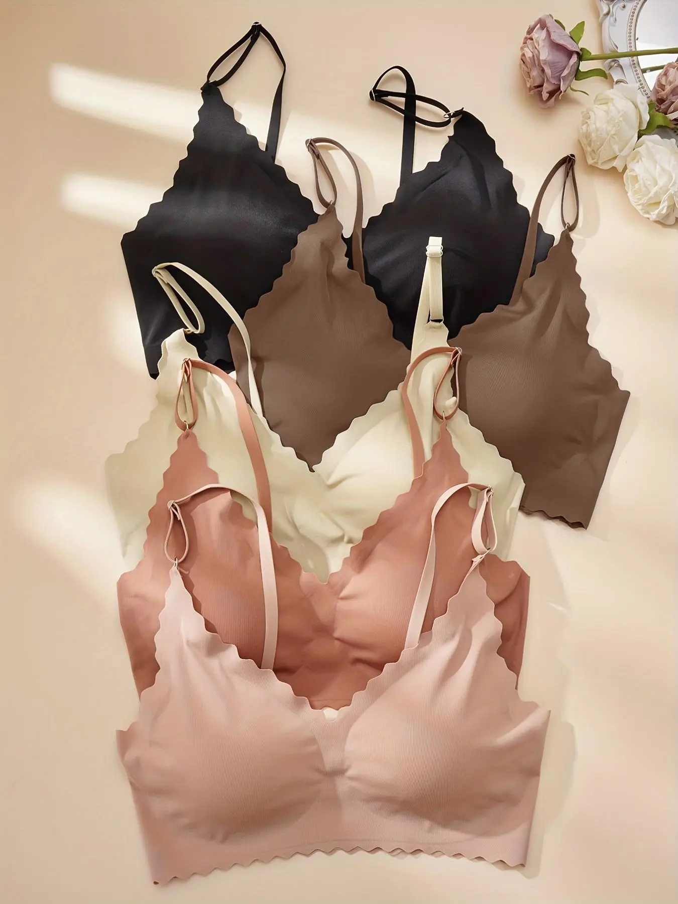 Women's Solid Scallop Trim Wireless Push Up Seamless Bra, Casual Soft Comfy Breathable Seamless Adjustable Strap Bralette Lingerie for Daily Wear, Ladies Underwear for All Seasons, Knitting, Aesthetic