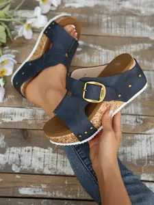 Women's European Style Sandals with Buckle Strap, Open Toe Soft Wood Sole Beach Shoes, Rivet Decorated Slip-Ons, Anti-Slip Thick Heel Slippers