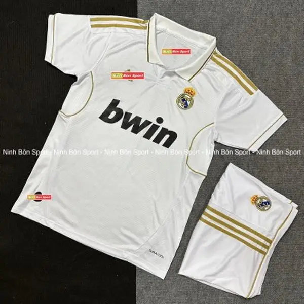 Madrid White Gold 2012 Classic Soccer Kit, Record Season Retro Jersey
