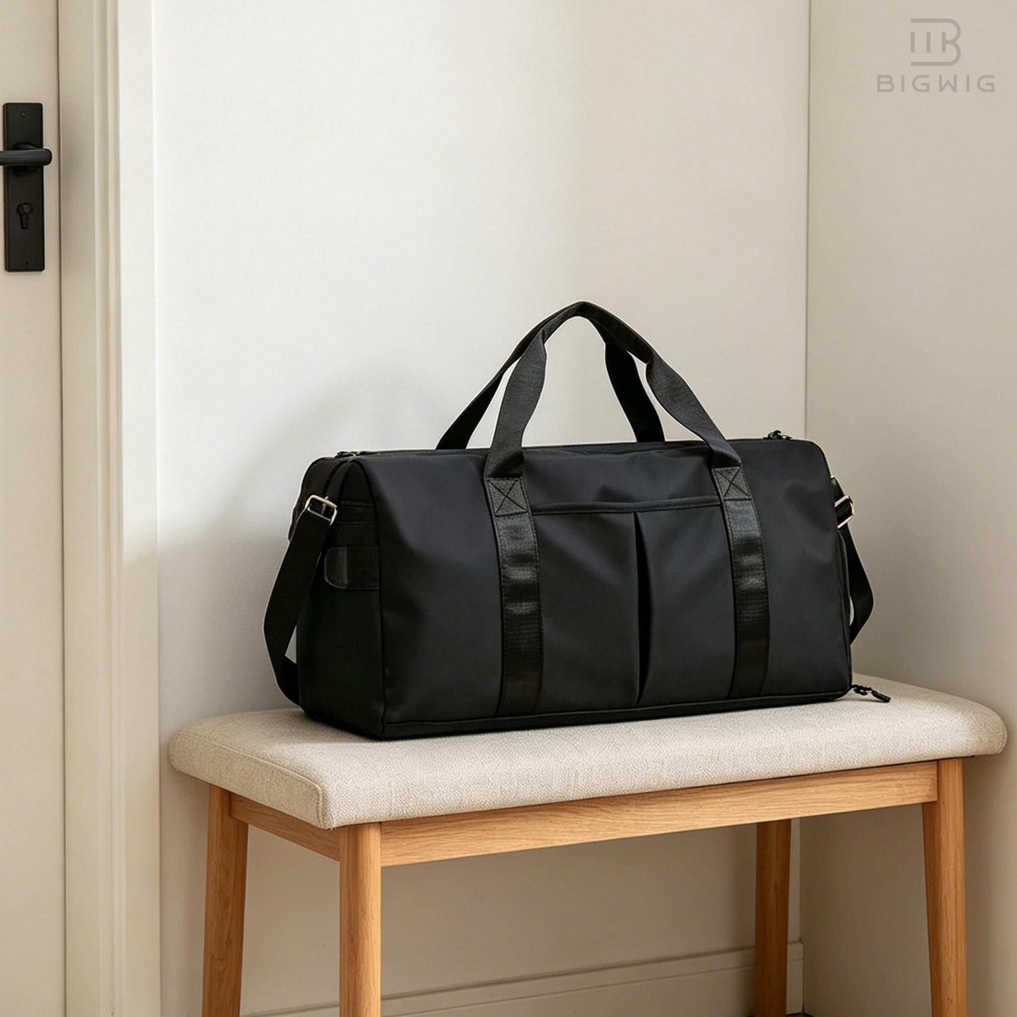 Versatile Gym Bag with Shoe Compartment, Travel Duffel Bag for Weekender, Waterproof Carry on Overnight Bag with Wet Pocket, Multi-functional Hospital Bags for Labor and Delivery