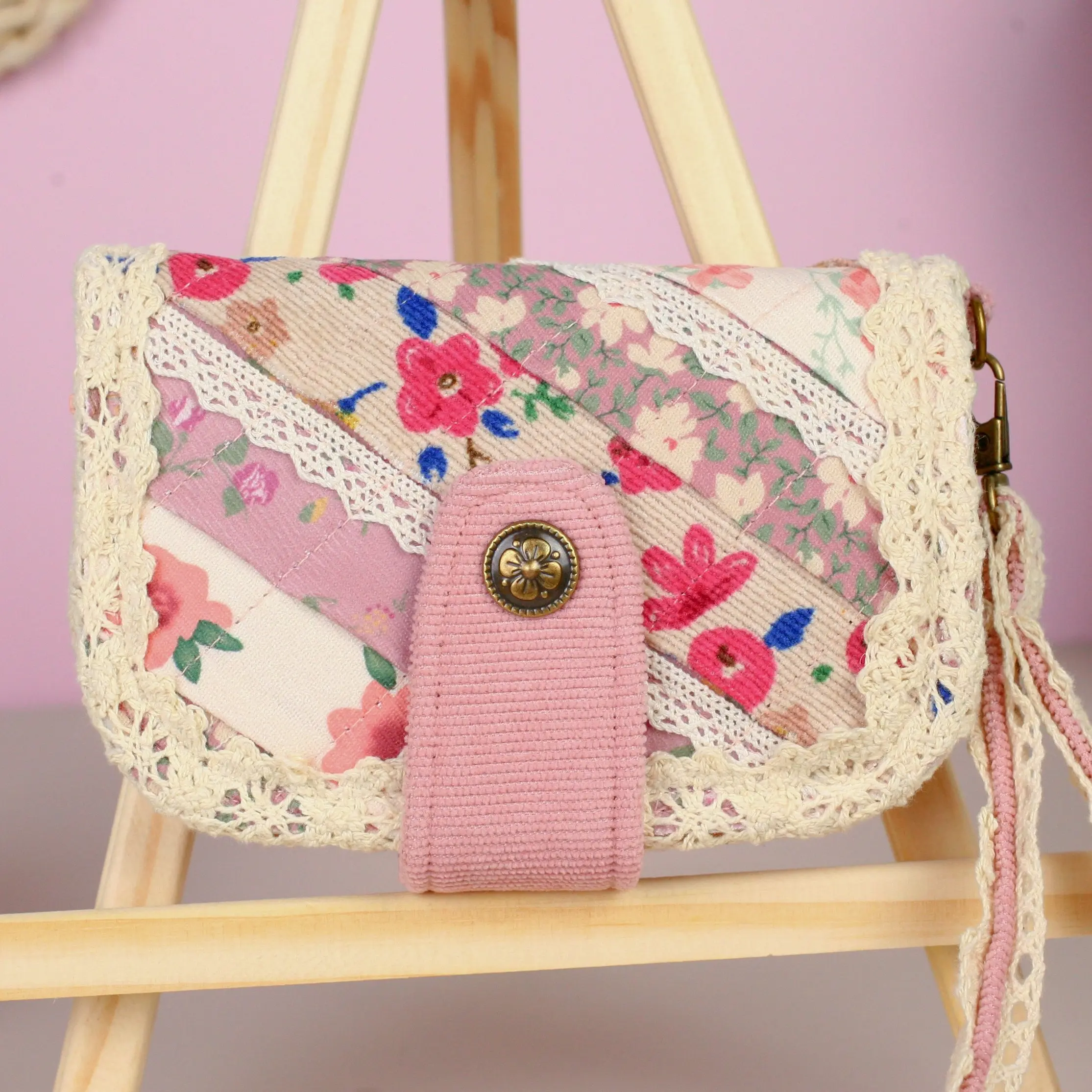 Floral Pink - Bifold