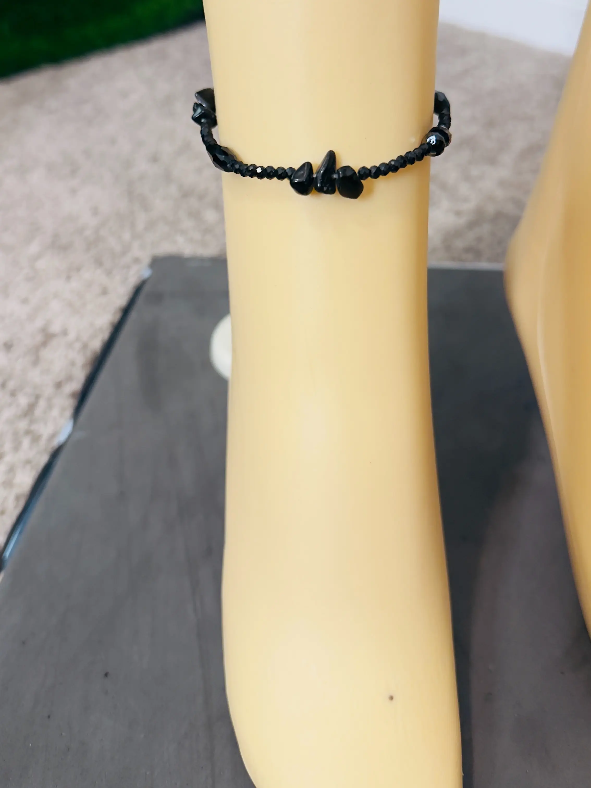 Black Beaded Anklet for Women -Elegant Fashion Anklet with Glossy Black Crystal-Style Beads.