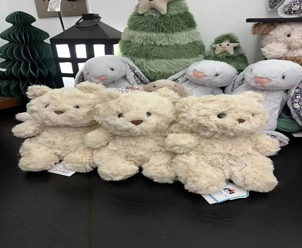 Bartholomew Bear Junior (7.1 inches tall): This "Junior" version reimagines the classic Bartholomew Bear with an incredibly round, adorable, baby-like appearance.