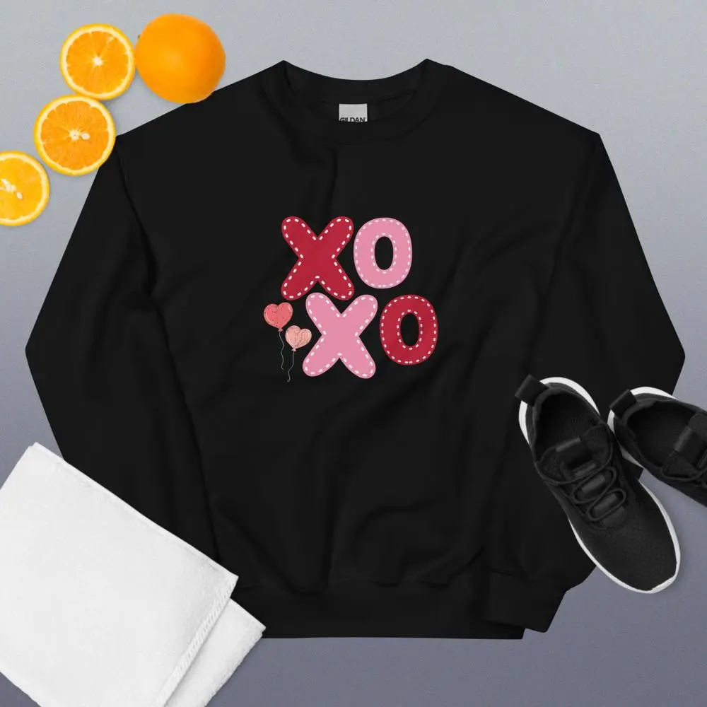 XO xo design sweatshirt | Valentines Gift | Love sweatshirt | Cool and cozy design | Gift for Her