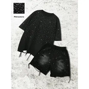 (New)Men's solid color slim fit casual T-shirt with rhinestone decoration and ripple details, fashionable street wear for all seasons(Gift)11