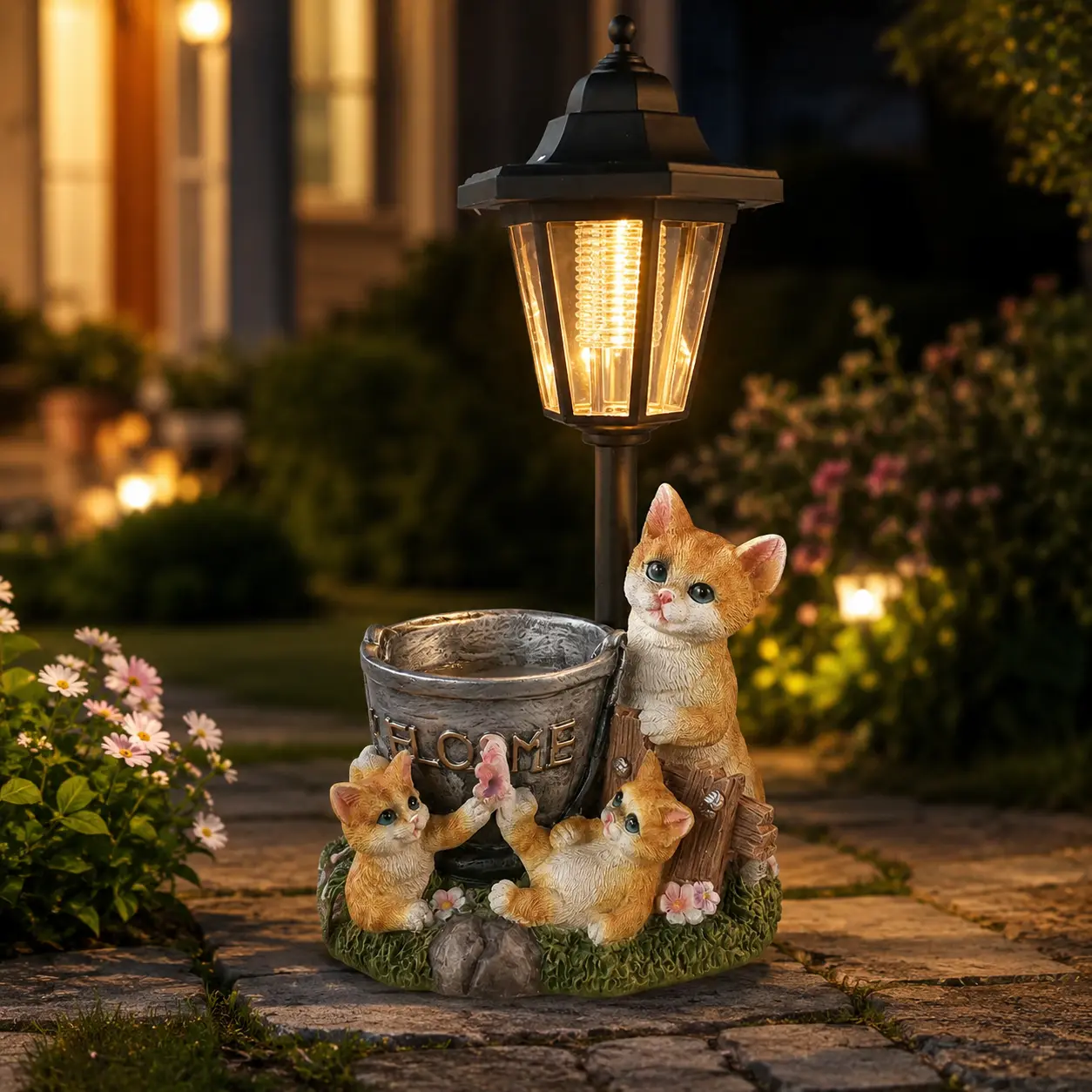 Cute LED Solar Garden Cat Statue Lamp - Solar Garden Lamps, Courtyard Light, Soft Night Light, Outdoor Home Decor Accent