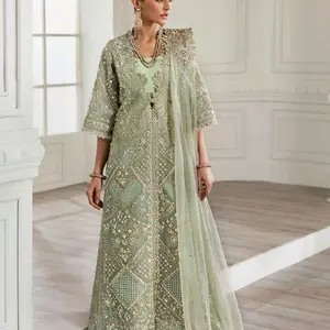 AQMAH_BOUTIQUE embroidered  Womenswear