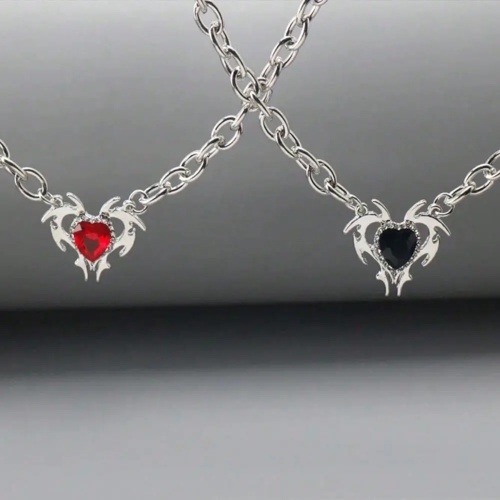 2-Piece Gothic Punk Heart Necklace Set - Rhinestone-Studded Sweater Chains for Men & Women, Unisex Couple Jewelry with Edgy Design, Perfect Matching Gift for Alternative Style Enthusiasts