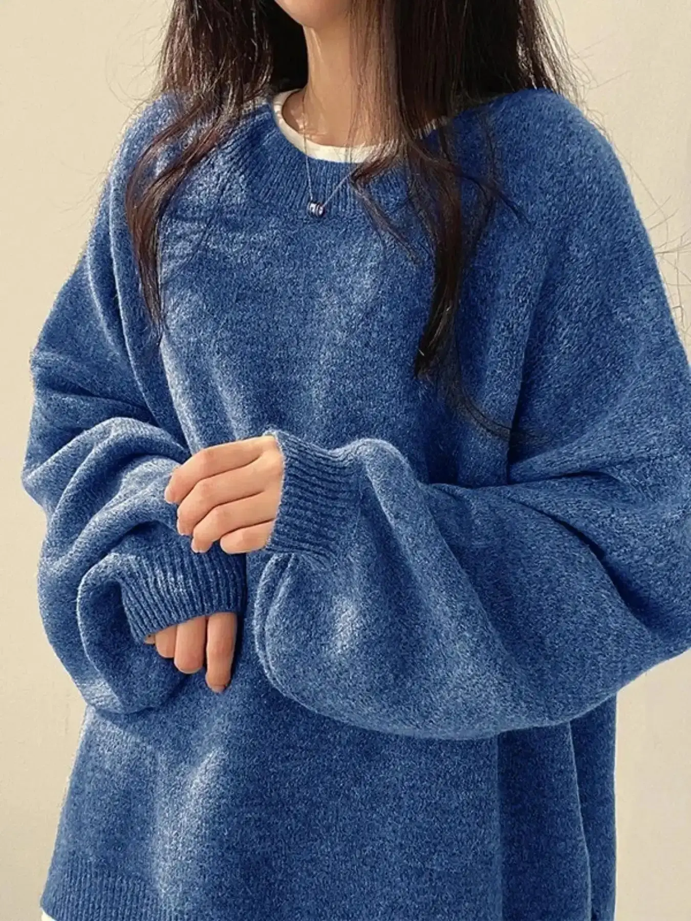 [Plus Size] Solid Drop Shoulder Split Hem Sweater Knitwear, Casual Knit Long Sleeve Round Neck Jumper for Fall & Winter, Women's Plus Clothing Daily Wear viral style warm layer dressed up lightweight