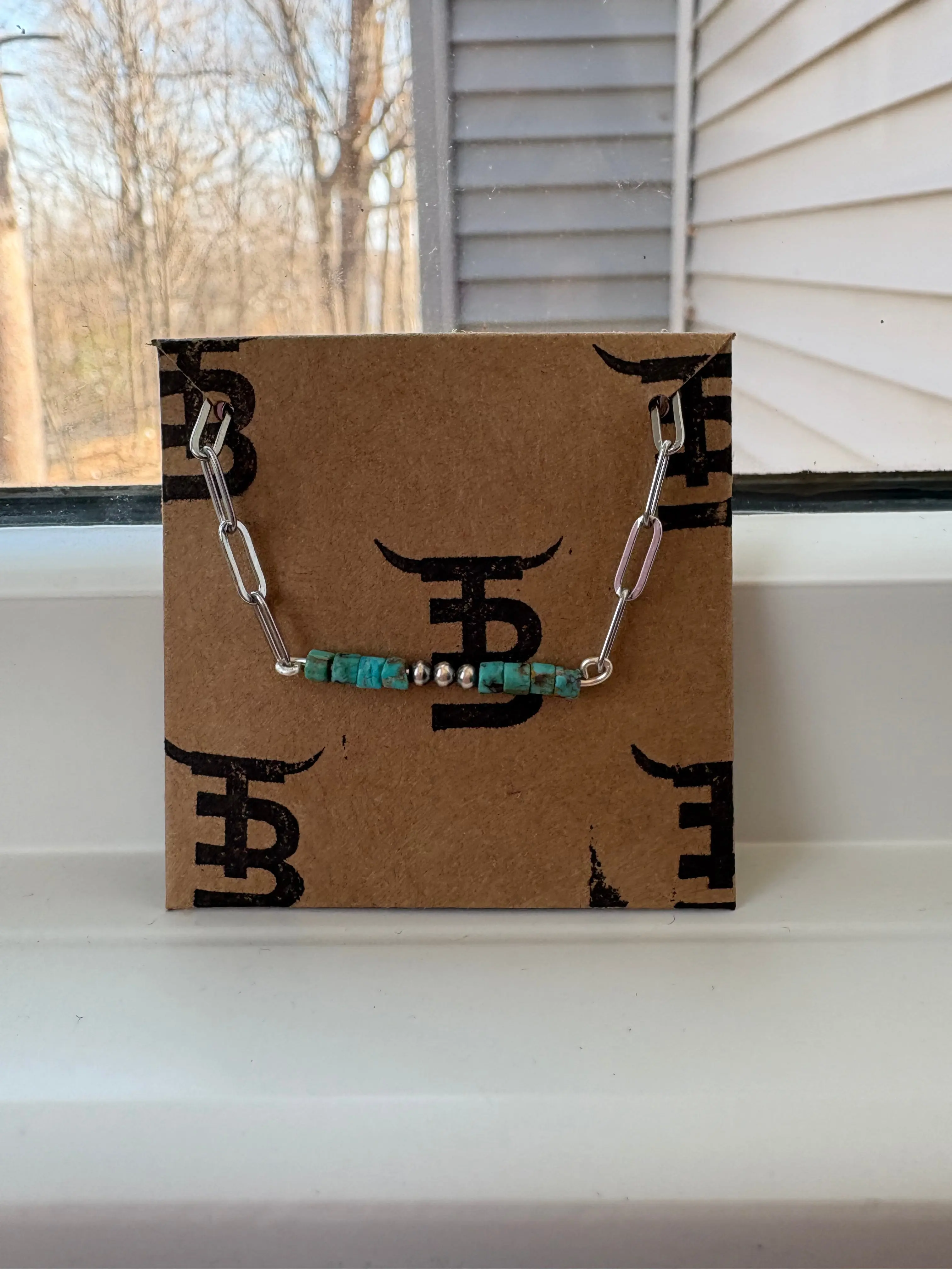 Chevie bar necklace