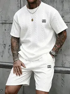 Men’s fashion casual set featuring a crew neck design, regular fit, and textured detailing—suitable for everyday wear and gatherings with friends and family.