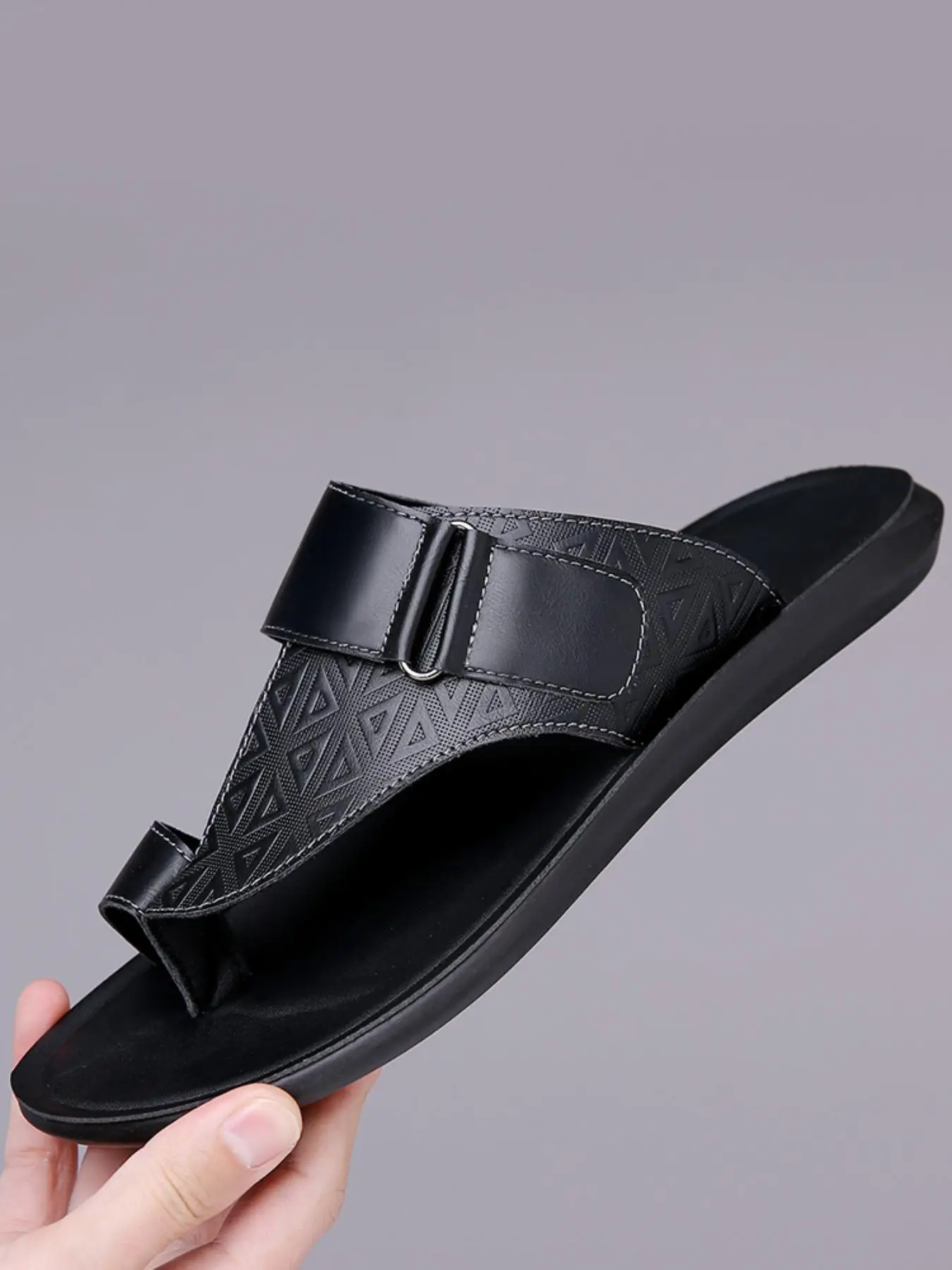 Men's Casual Solid Color Slip on Toe Thong Sandals, Summer 2024 Beach Outdoor Walking Shoes, Non-slip Flip Flop, Boy Comfort Shoes for Daily