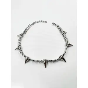Punk-Style Studded Unisex Choker - Tarnish-Resistant Stainless Steel Fashion Necklace, Indoor Recreation Jewelry for Party & Daily Wear, Exquisite Birthday Gift