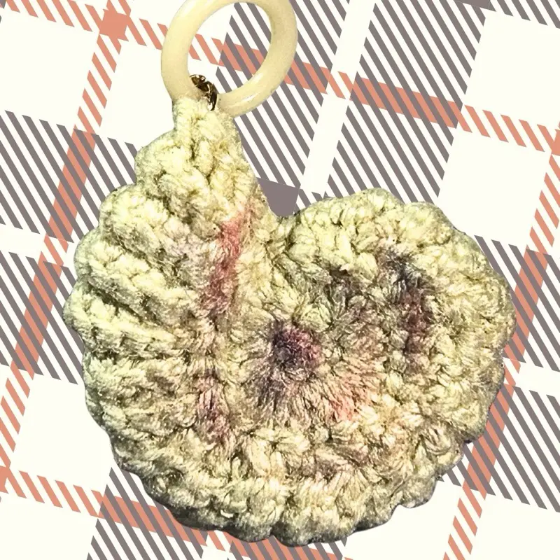 CROCHET SEASHELL KEYCHAIN/ BAG CHARM