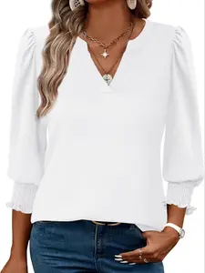 Fashionable Casual Women's Three-Quarter Sleeve Shirt, V Neck T-Shirt with Gathered Cuffs, Stylish Fitted Top for Everyday Wear