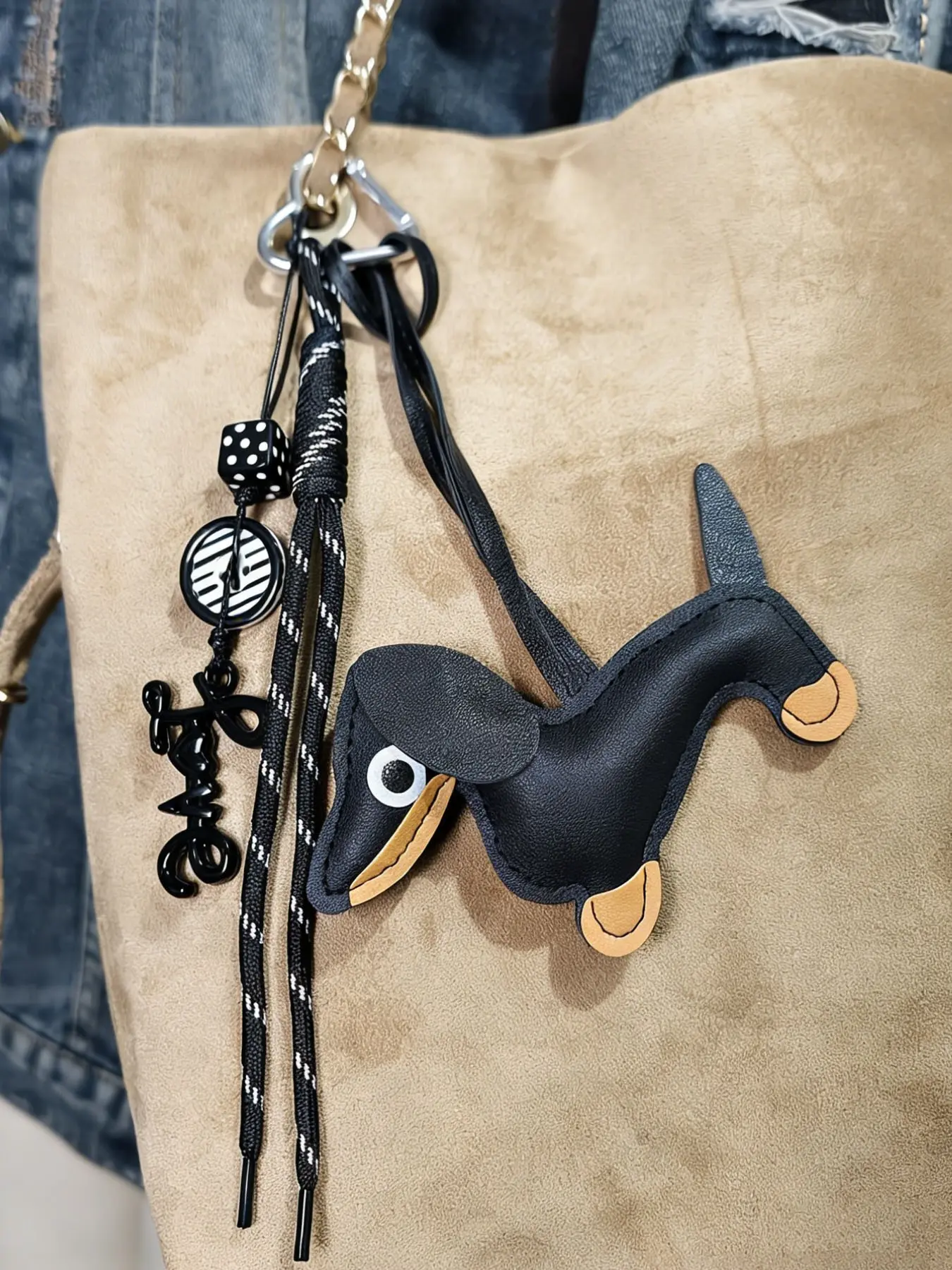 Dachshund Knitted Bag Charm Multiple Colors Available Sweet Girl Style Gentle And Adorable Forest-Inspired Freshness Wear-Resistant And Resistant To Deformation For Bags, Keys, And Earphone Cases Purse Accessories