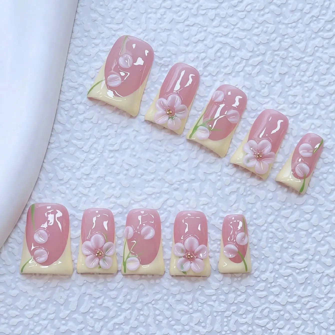 10 pcs Handmade Press on Nails 3D Floral Yellow French Tips, Duck Nails, Y2K Baddie Style, Nude And White Color with French Tips, Floral And Yellow Floral Design, Suitable for Women, Includes Tools Arcylic nails,Spring Summer nails