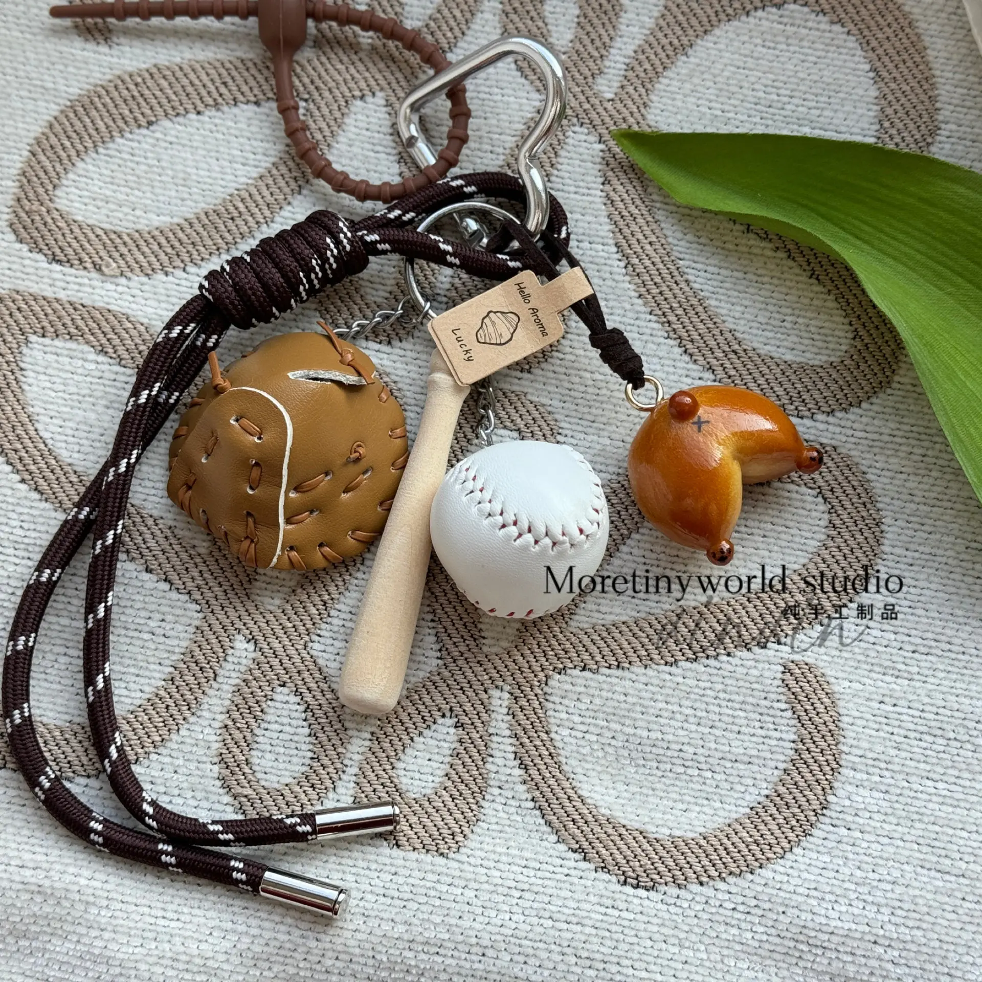 Handmade alkaline bread bag hanging retro cowhide rope hanging ornaments niche styleclassy creative gift bows croissant Handmade alkaline bread bag hanging retro cowhide rope hanging ornaments niche styleclassy creative gift bows croissant