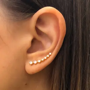 Elegant Ear Crawlers