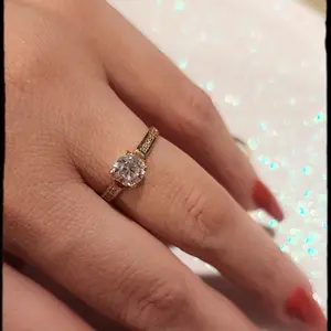 Anillo de compromiso