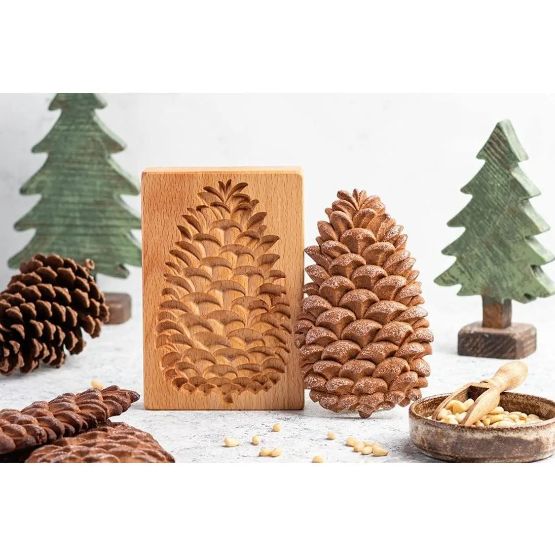 3D Wooden Gingerbread Cookie Mold Press Stamp Cutter DIY Baking Mould for Halloween Thanksgiving Christmas Pinecone