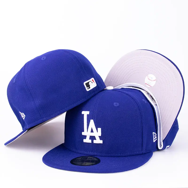 Unisex Embroidered Baseball Cap Fashion Street Style Flat Bill Snapback Hat