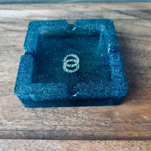 Cenicero azul para el hogar