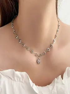 Diamond Heart Necklace, Elegant Jewelry for Women, Perfect Gift for Loved Ones, Stylish Accessory for Any Occasion