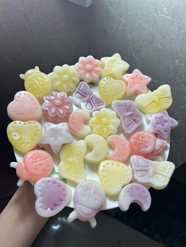 Bonbon Wax Bottle Candy - Cartoon Cat Paws Flowers & Butterflies in Blueberry Strawberry Cranberry Grape Mango Flavors Perfect for Photos & Gifts TikTokShop Black Friday Special Weird But Addictive: Wax Bottle Candy