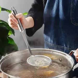 Hot Pot Skimmer- Stainless Steel Fine Mesh Strainer Skimming Grease and Foam, Long Handle Wire Mesh Strainer, Kitchen, Kitchen Supplies