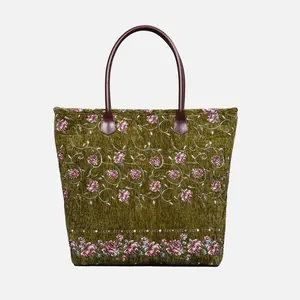 Climbing Rose Carpet Tote Shopper