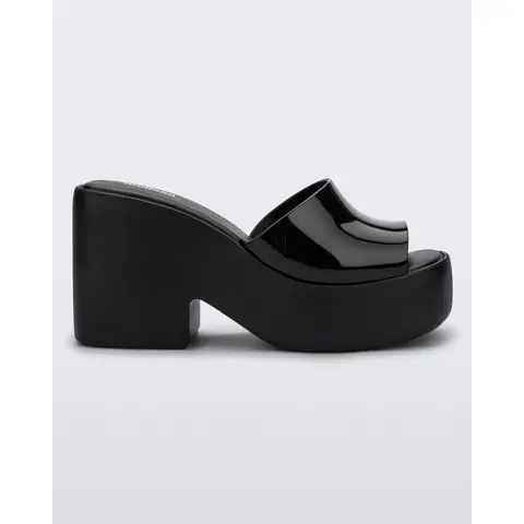 Melissa Posh Women's Classic Black Clog-Style Sandals - Minimalist, Casual Elevated Footwear with Thick Sole for Daily Wear