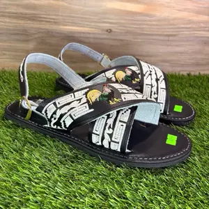 Crossed Mexican Huaraches Footwear with Unique Embroidery and Comfortable Straps for Everyday Wear